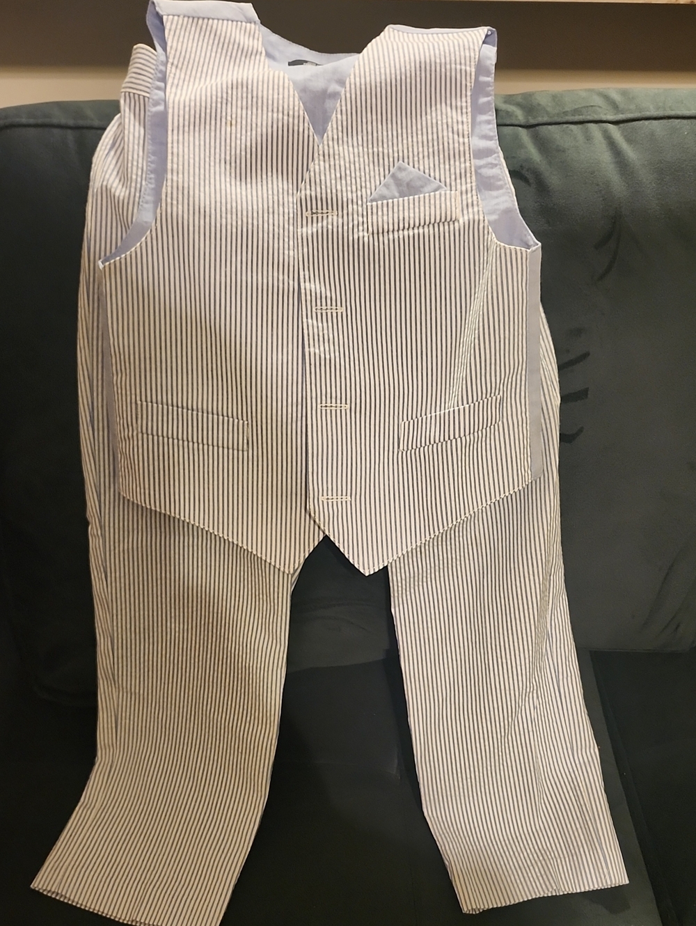 Boys Seersucker Vest and Pants Set in Light Blue Stripe